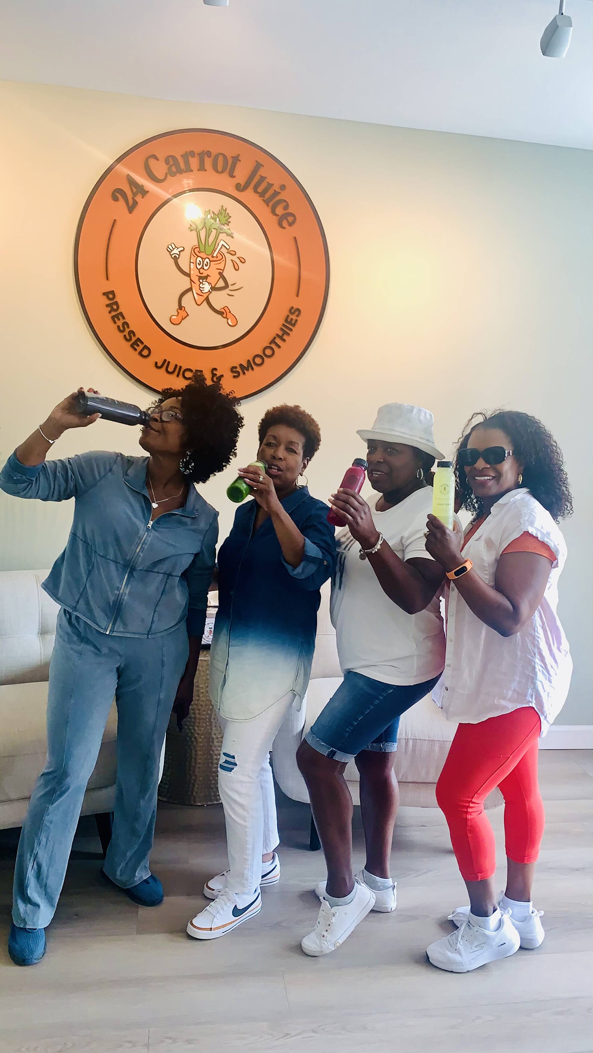 24 Carrot Juice | Cold-Pressed Juice, Smoothies & Acai in